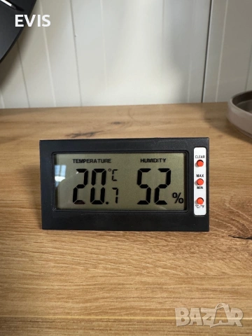 Продавам уред за измерване на температура и влажност