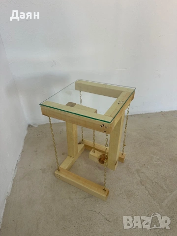 Масивна дървена помощна маса със стъклен плот, снимка 8 - Маси - 54229362