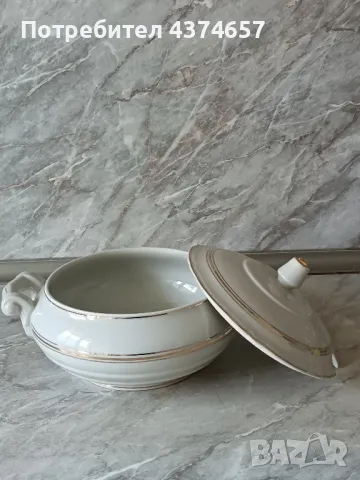 Супник - порцелан със златен кант, снимка 2 - Прибори за хранене, готвене и сервиране - 48983242