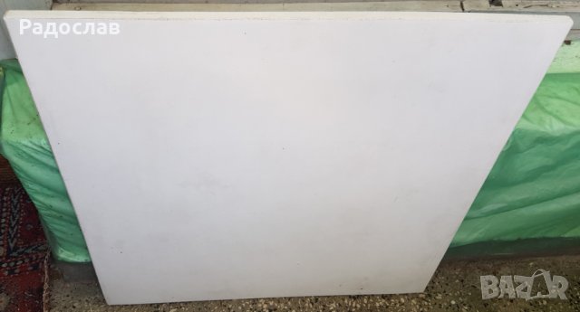 Продавам плоча тефлон 625 х 625 х 15 мм немски