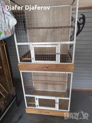 Клетки за големи и средни папагали