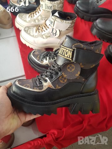 обувки Louis Vuitton