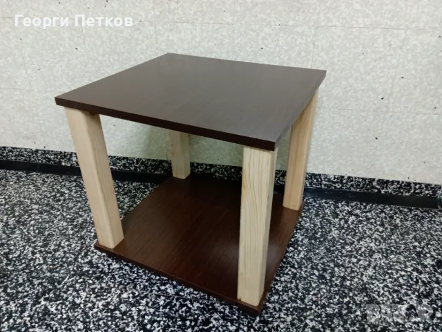 Малка холна масичка,с колелца