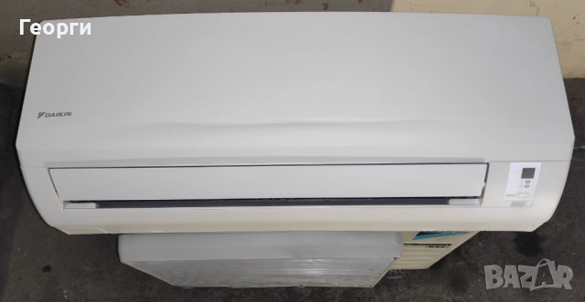 Инверторен климатик Daikin 12000 BTU R32, снимка 3 - Климатици - 52875083