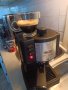 Кафе машина Делонги Тревизо с ръкохватка с крема диск, работи отлично и прави хубаво кафе с каймак , снимка 2
