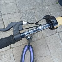 Razor Scooters-E100 Детска електрическа тротинетка, снимка 6 - Други спортове - 42482815