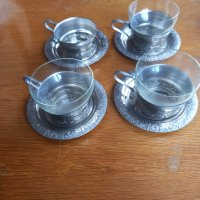 Продавам красиви чаши с подстакани за чай , снимка 1 - Чаши - 36580552