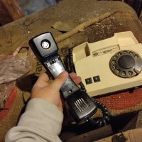 Работещ стар телефон- перфектно състояние . , снимка 14 - Антикварни и старинни предмети - 37130639
