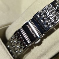 Дамски луксозен часовник Michael Kors , снимка 5 - Дамски - 37047626