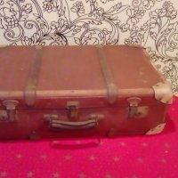 Стар куфар, снимка 1 - Антикварни и старинни предмети - 29800001