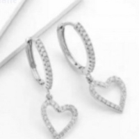 Sale Сребърни висящи обеци"Nice hearts"с кристали,white/нови, снимка 1 - Колиета, медальони, синджири - 44555107