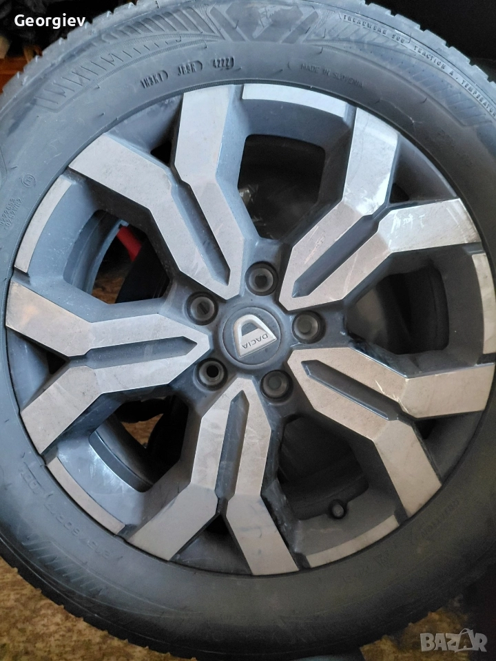 17" джанти с гуми Дачия Дъстър, снимка 1