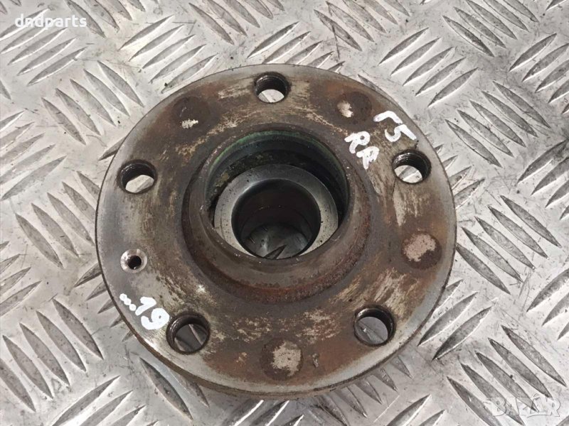 Задна дясна главина VW Golf 5,2005г., снимка 1