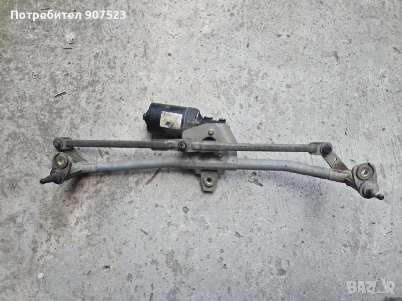 Механизъм с ел.моторче за чистачките за Фолксваген Голф 4 , снимка 1