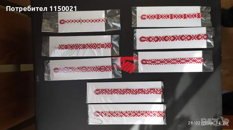 Ръчно плетени мартенички(гривни), снимка 1