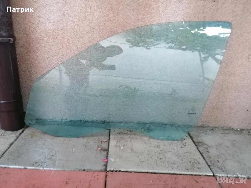 Стъкло Мерцедес W211 Mercedes E-class  стъкло предна лява врата, снимка 1