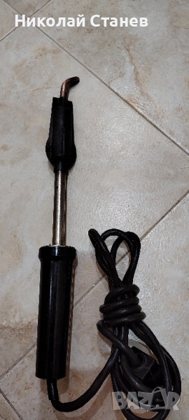 Продавам стар български поялник 100W, снимка 1