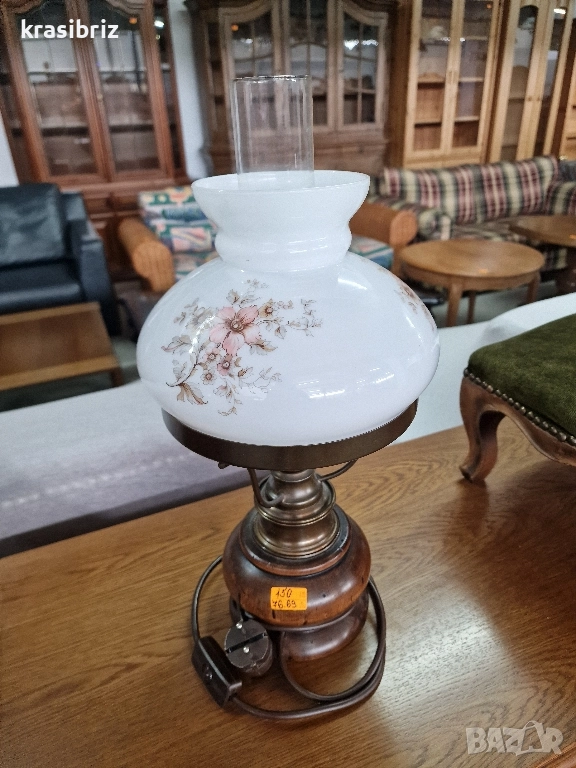 Лампа-Стъкло....Дърво /Орех /-внос от Германия!, снимка 1