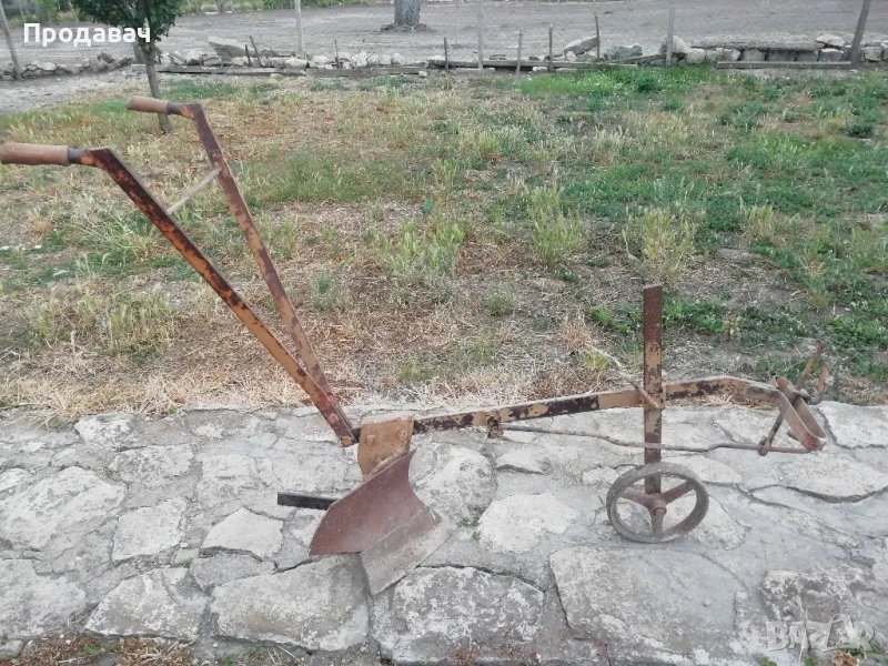 плуг , снимка 1