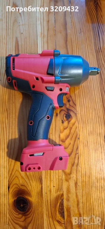 Milwaukee М18 нов (mid torque) среден ударен гайковерт 1/2, снимка 1