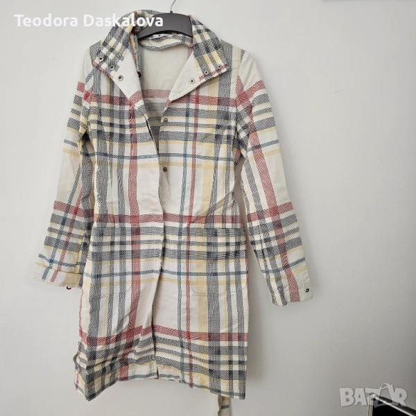 Нов шлифер Tommy Hilfiger, снимка 1