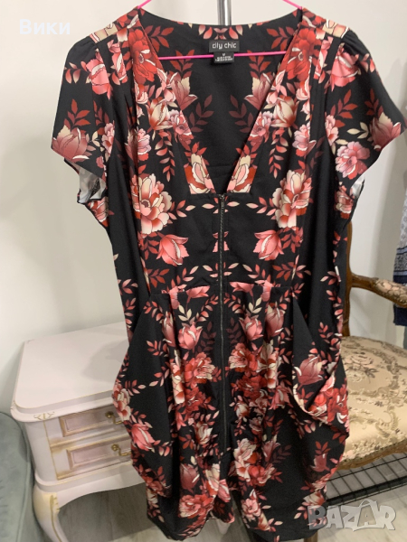 Рокля в размер М, но е подходяща и за L, снимка 1