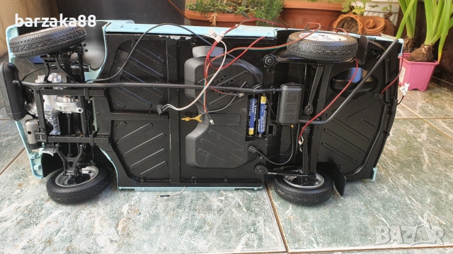 Голям макет на Трабант, снимка 11 - Колекции - 54283235