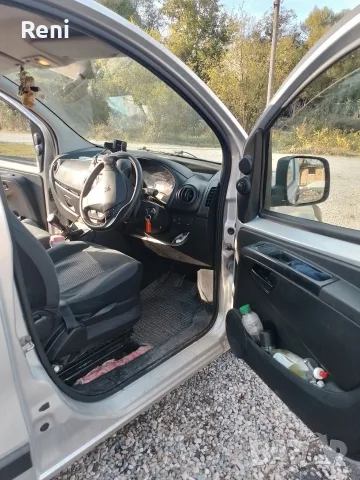 Peugeot Bipper 1.4 Дизел, 2011, снимка 12 - Бусове и автобуси - 56453313