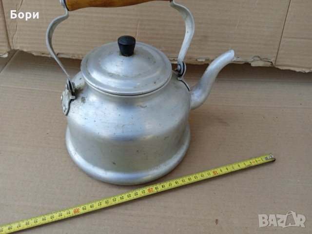 Стар алуминиев чайник български, снимка 1 - Аксесоари за кухня - 35484988