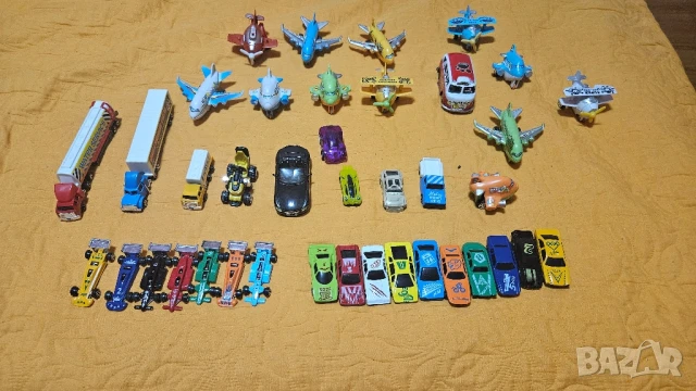 Колички, камиончета, самолети, снимка 5 - Коли, камиони, мотори, писти - 51254020