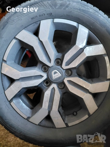 17" джанти с гуми Дачия Дъстър