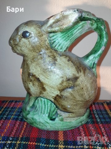 Стара малка керамична ритуална каничка - Заек, снимка 3 - Други ценни предмети - 44302878