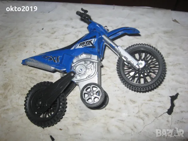 ЕВТИНИ играчки Мотори 6 бр., снимка 5 - Коли, камиони, мотори, писти - 48581476