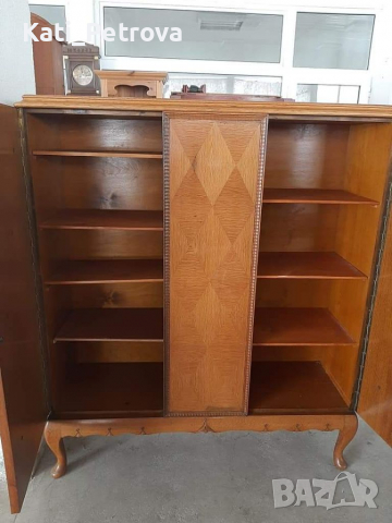 Ретро шкаф/гардероб, снимка 2 - Гардероби - 36410400