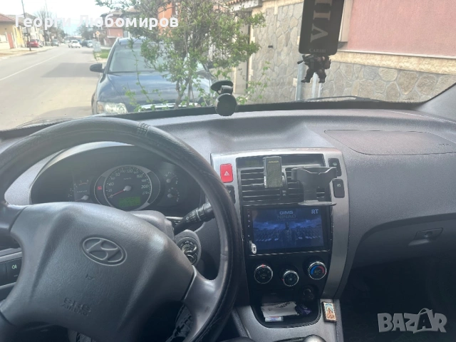 Hyundai Tucson 2.0CRdi, снимка 7 - Автомобили и джипове - 54123061