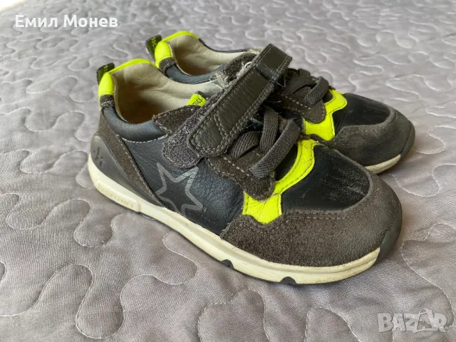 Детски обувки, маратонки Biomecanics 26 номер, снимка 3 - Детски маратонки - 49555155