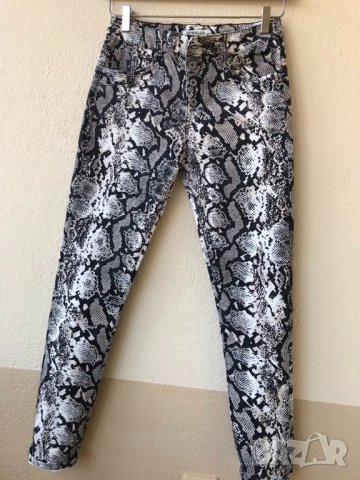 Дънки змийски принт - С|М, снимка 3 - Дънки - 36974070