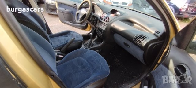 Peugeot 206 1.4HDI-68к.с на части, снимка 12 - Автомобили и джипове - 40429150