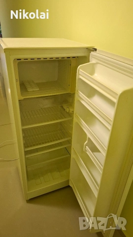хладилник , снимка 2 - Хладилници - 54176332