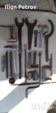 Продавам ключове лот.Продавам и по отделно.