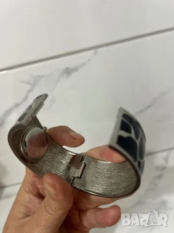 Часовник тип гривна Charles Delon, снимка 7 - Дамски - 48797405