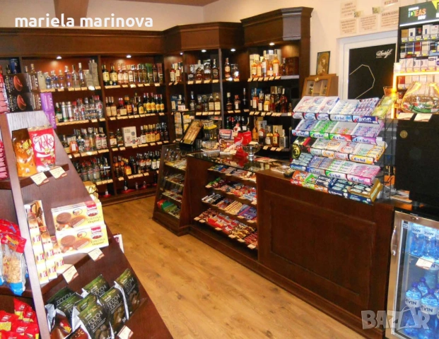 Обурудване за магазин дървени стилажи от естествен дъб , снимка 3 - Стелажи и щандове - 53034801