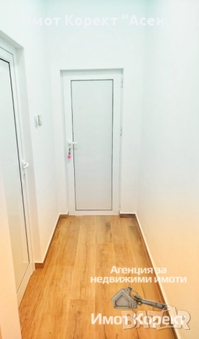 Имот Корект ДАВА ПОД НАЕМ Офис, Идеален център , снимка 2 - Офиси - 51435288