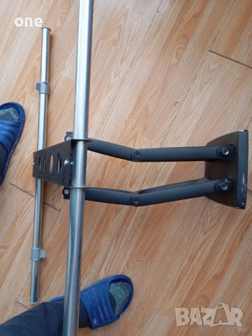 Италианска стойка за стена за телевизор, снимка 2 - Друга електроника - 52264225