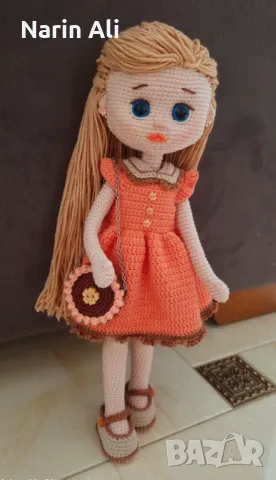 Ръчно плетена кукла
