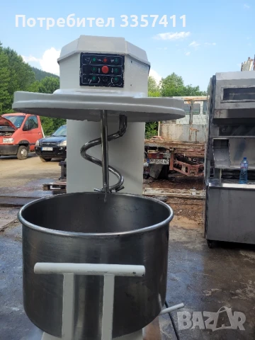 тестомесачка спирална  от 40 кг тесто то 1500кг, снимка 2 - Друго търговско оборудване - 50729941