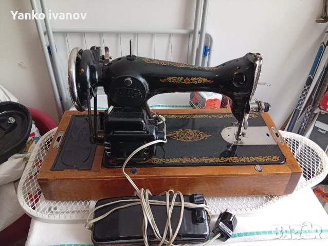 Руска шевна машина, снимка 2 - Шевни машини - 52027586