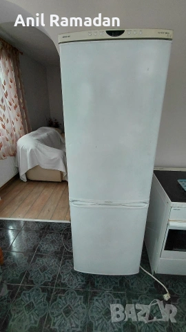 Продавам Хладилник