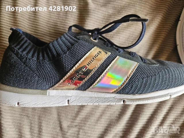 спортни Tommy hilfiger , снимка 2 - Дамски ежедневни обувки - 51854914