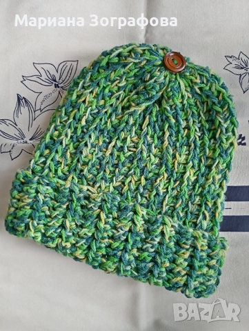 Ръчно плетени зимни шапки - 5 бр., - Кожени мъжки ръкавици, - Дънкови ризи и панталони и др., снимка 8 - Шапки - 51636855